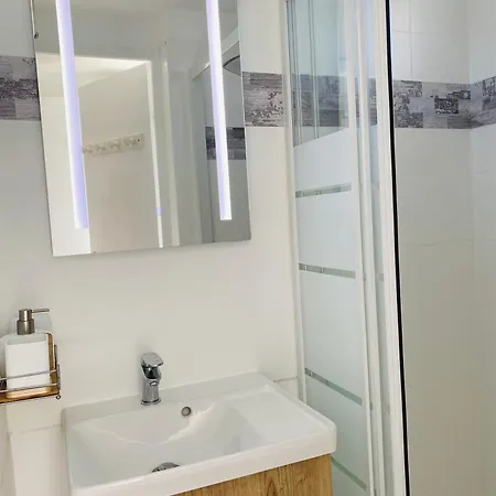 Agence Jf Immo- Maison De Avec Climatisation Pour 6 Personnes Et Stationnement Prive V0865 Дом отдыха Виас