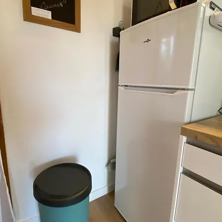 V0865 - Maison De Avec Climatisation Pour 6 Personnes Et Stationnement Prive Dom wakacyjny Vias